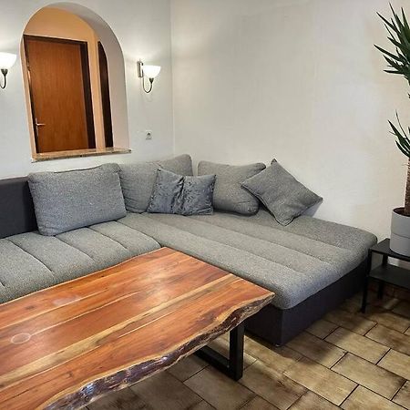 Geraeumige Rustikale Tiroler Wohnung 1-8 Personen Imst Buitenkant foto